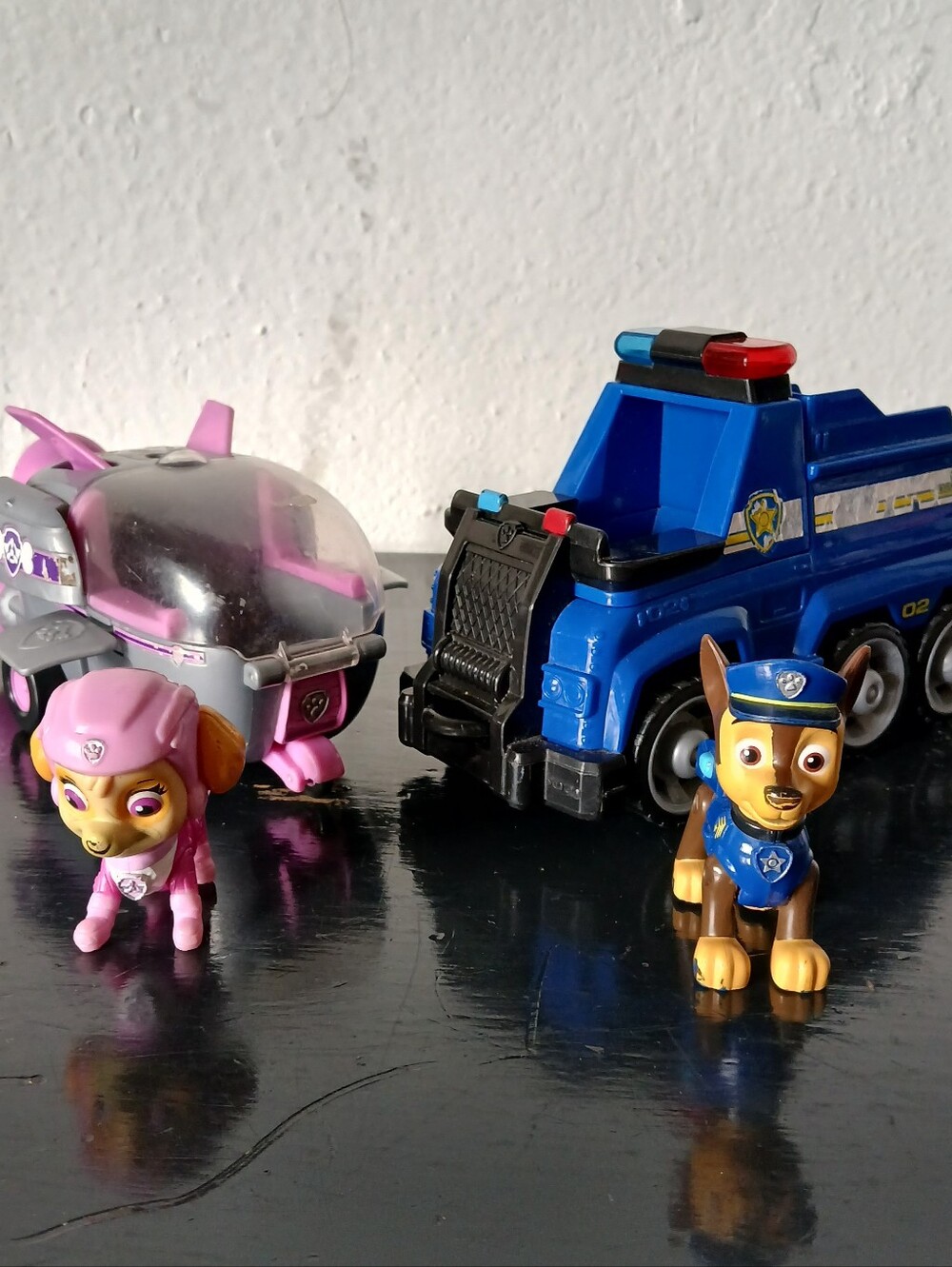 PAW Patrol Pink Skye and Blue Chase Vehicle Toy Set